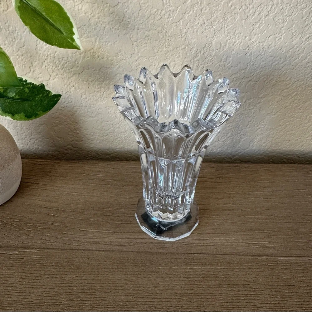 Vintage Mikasa Titan Mini Vase Slovania